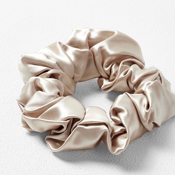 MOTF Silk Hair Band #9 - Picture 3 of 6